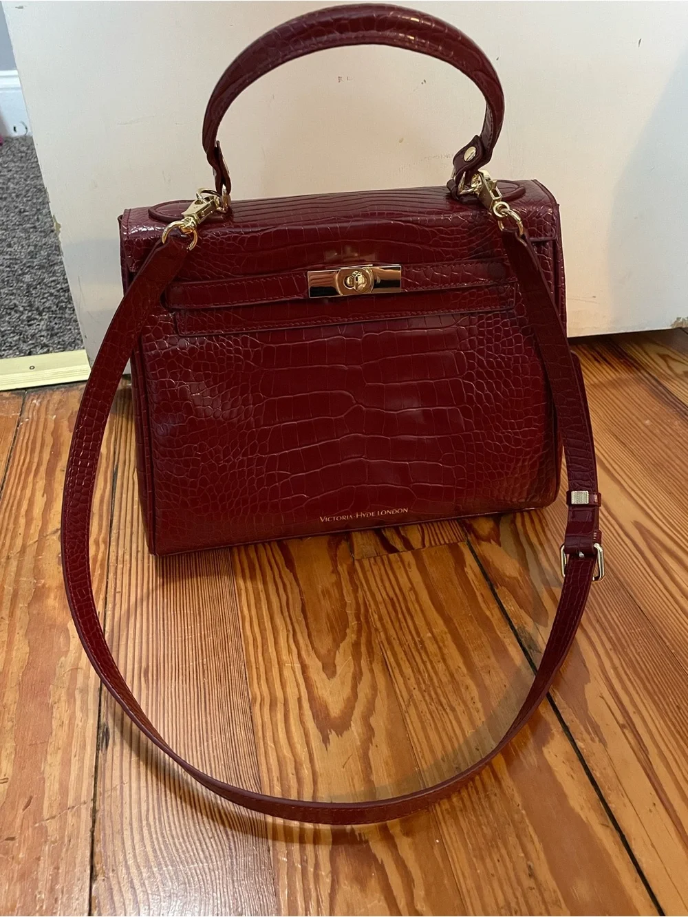 Victoria Hyde London Women's Burgundy Croc-Embossed Top-Handle Bag